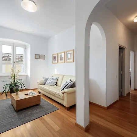 아파트 Peschiera By Briskva *