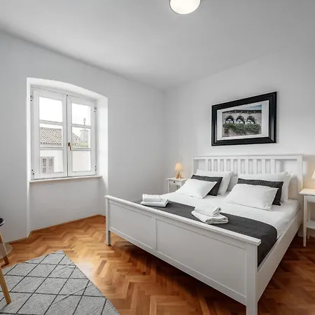 아파트 Peschiera By Briskva 포레치