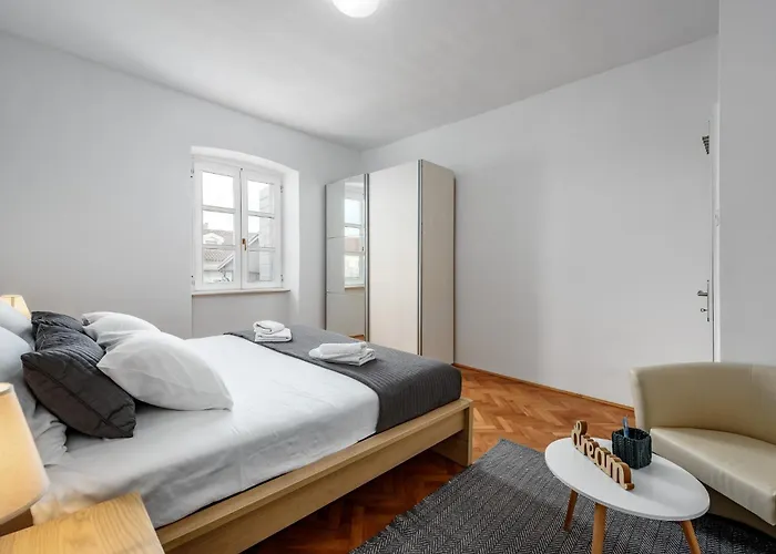 Peschiera By Briskva *